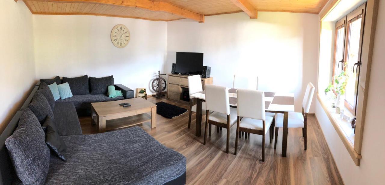 Viktória- neakceptujeme mladé partie Terchová Exterior foto